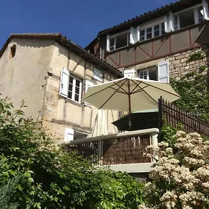 Bed & Breakfast La Terrasse, Centre St-antonin, Saint-Antonin